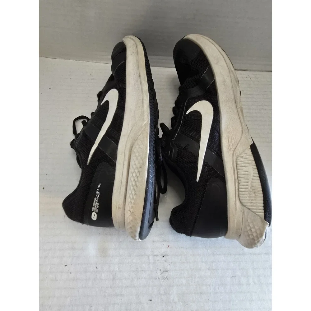 Nike run swift
